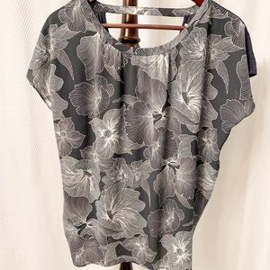 Loft Blue-Gray Bar Back Mixed Media Floral Top
